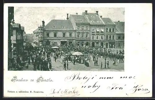 AK Slany, Strassenpartie mit Soldaten und Passanten