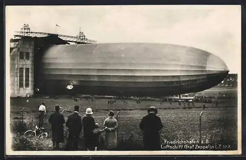 AK Friedrichshafen a. B., Luftschiff Graf Zeppelin LZ 127