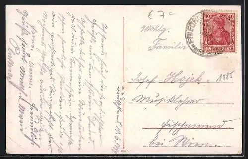 AK Friedrichshafen, Zeppelin Luftschiff über der Zeppelin-Werft