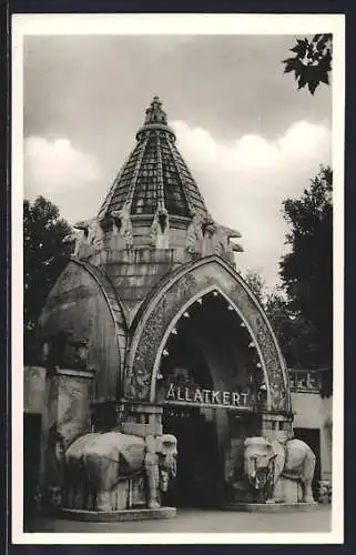 AK Budapest, Eingang mit Elefantenstatuen im Zoo