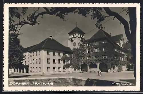 AK Dornbirn, Strassenpartie mit Rathaus