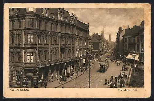 AK Gelsenkirchen, Bahnhofstrasse mit Geschäften und Strassenbahn