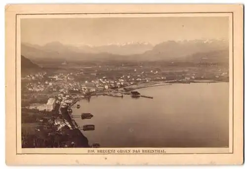 Fotografie unbekannter Fotograf, Ansicht Bregenz, Blick nach der Stadt gegen das Rheinthal