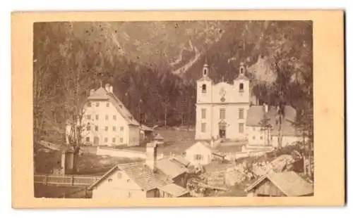 Fotografie Anton Rothbacher, Kitzbühel, Ansicht Sankt Martin bei Lofer, Blick in den Ort mit Kirche