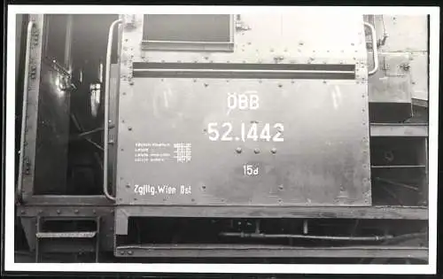 Fotografie Dampflok, Lokomotive Nr. 52.1442, Tür-Detail, österreichische Eisenbahn ÖBB