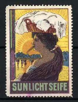 Reklamemarke SUNLICHT SEIFE, Frau mit Wäschekorb vor Sonnenuntergang