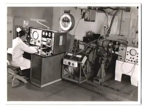 210 Fotografien Werkfotos, Ansicht Aulendorf / Oberschwaben, HELA Schlepperfabrik Hermann Lanz, Traktor - Fabrikation