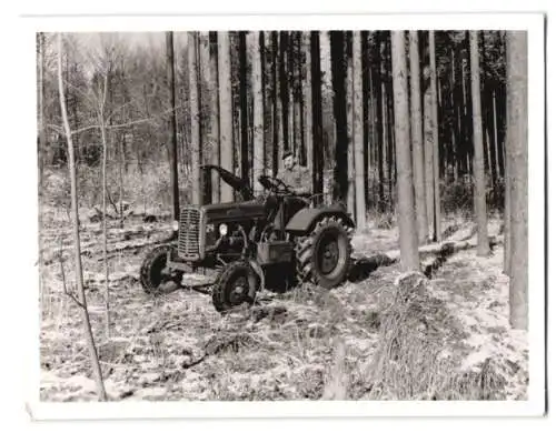 210 Fotografien Werkfotos, Ansicht Aulendorf / Oberschwaben, HELA Schlepperfabrik Hermann Lanz, Traktor - Fabrikation