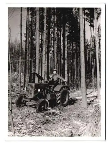 210 Fotografien Werkfotos, Ansicht Aulendorf / Oberschwaben, HELA Schlepperfabrik Hermann Lanz, Traktor - Fabrikation