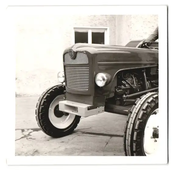 210 Fotografien Werkfotos, Ansicht Aulendorf / Oberschwaben, HELA Schlepperfabrik Hermann Lanz, Traktor - Fabrikation 62