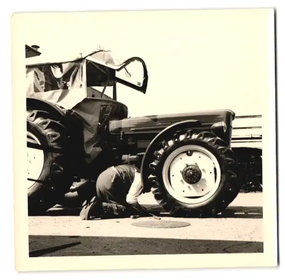 210 Fotografien Werkfotos, Ansicht Aulendorf / Oberschwaben, HELA Schlepperfabrik Hermann Lanz, Traktor - Fabrikation 63