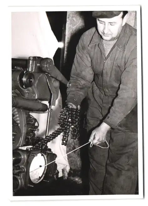 210 Fotografien Werkfotos, Ansicht Aulendorf / Oberschwaben, HELA Schlepperfabrik Hermann Lanz, Traktor - Fabrikation 84