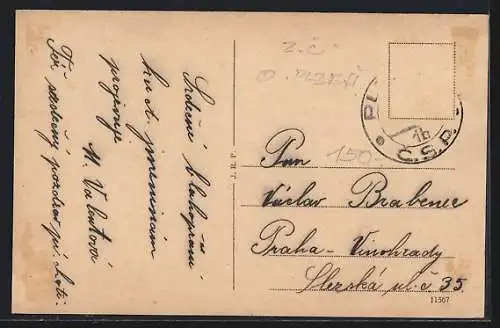 AK Plzen, Strassenpartie mit der Kirche