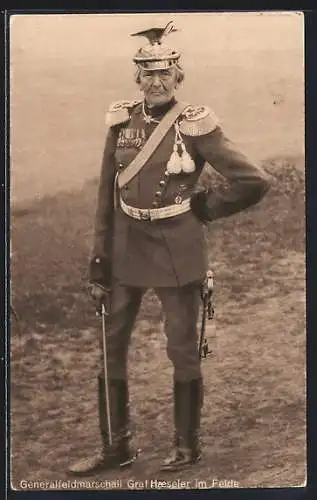 AK Heerführer Generalfeldmarschall Graf Haeseler in Uniform mit Ulanen Tschapka im Felde