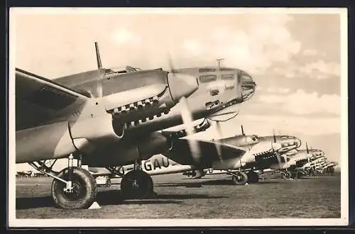 AK Unsere Wehrmacht, Heinkel Kampfflugzeug He 111