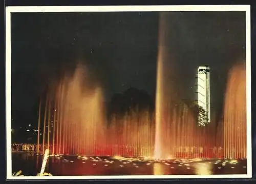 AK Hamburg, Internationale Gartenbau-Ausstellung 1953, Wasserlichtkonzert am Abend