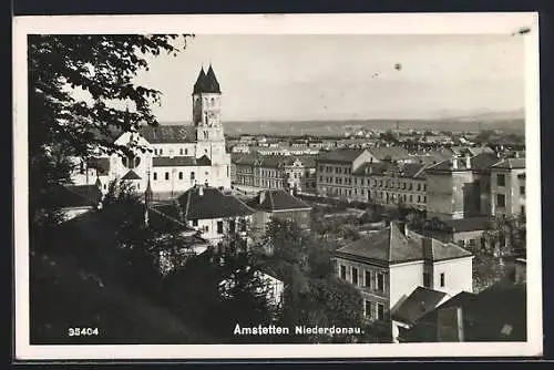 AK Amstetten /Niederdonau, Teilansicht mit Kirche