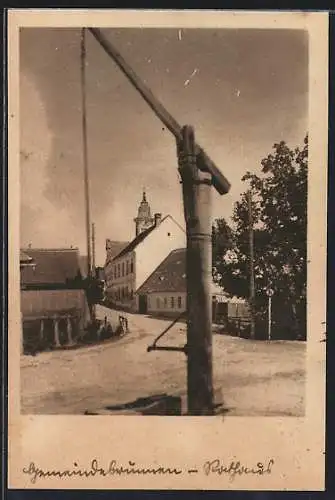 AK Hohenruppersdorf /N.-D., Brunnen unweit des Rathauses