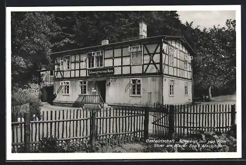 AK Stuer am Plauer See, Gasthaus Schweigt mir von Rom mit Strasse