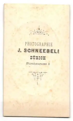 Fotografie J. Schneebeli, Zürich, Storchengasse 8, Porträt einer jungen Frau