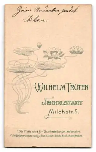 Fotografie Wilhelm Trüten, Ingolstadt, Milchstr. 5, Junge mit Kerze