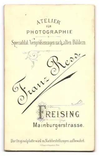 Fotografie Franz Ress, Freising, Mainburgerstrasse, Porträt eines Herrn mit Bart