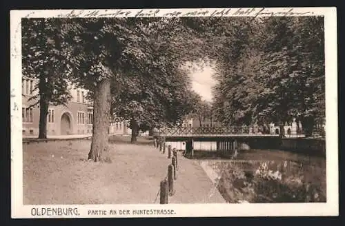 AK Oldenburg / O., Huntestrasse mit Brücke