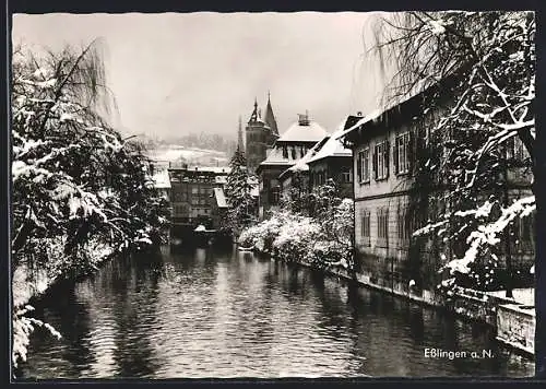 AK Esslingen a. N., Uferpartie im Winter, Weihnachts- und Neujahrsgruss