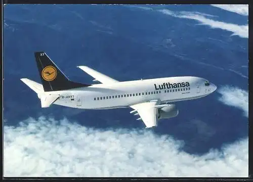 AK Boeing 737-300 der Lufthansa über den Wolken