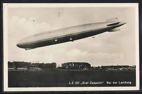 AK Luftschiff LZ 127 Graf Zeppelin bei der Landung