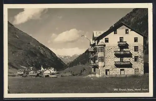 AK Vent-Ötztal, Hotel Vent mit umliegendem Gebirge