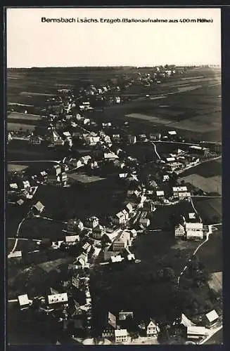 AK Bernsbach i. sächs. Erzgeb., Ortsansicht vom Ballon aus