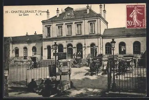 AK Chatellerault, La Gare, Bahnhof