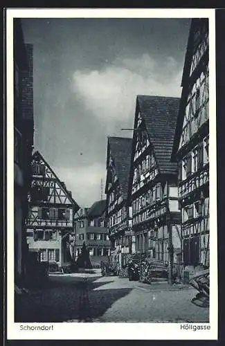 AK Schorndorf / Württ., Strasse Höllgasse mit Fachwerkhäusern, Holzstapel