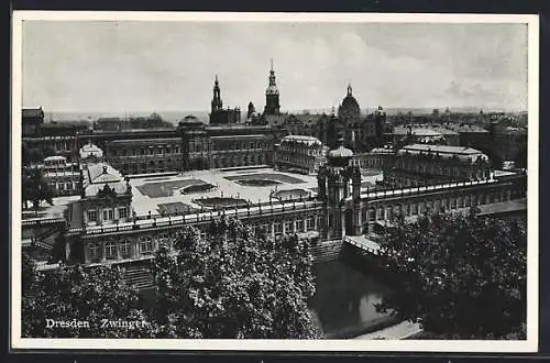 AK Dresden, Zwinger aus der Vogelschau