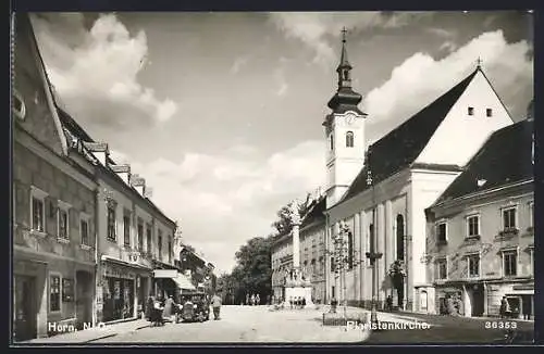 AK Horn, Ortspartie an der Piaristenkirche