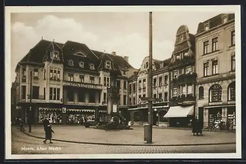 AK Moers, Strassenpartie Alter Markt mit Geschäften und Denkmal