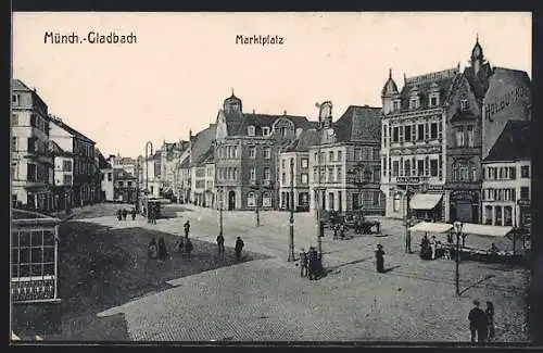 AK Mönchengladbach, Marktplatz mit Geschäften und Strassenbahn