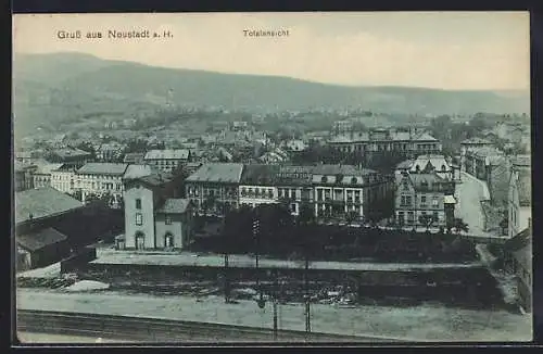 AK Neustadt / Haardt, Totalansicht mit Pressenfabrik Ph. Kanzler Söhne