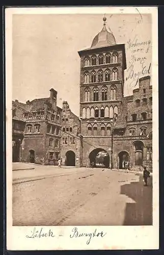 AK Lübeck, Blick auf das Burgtor