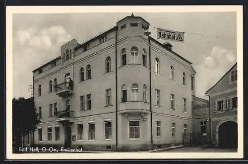 AK Bad Hall /O.-Oe., Strasse am Gasthaus Emilienhof