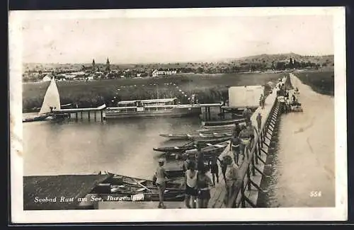 AK Rust am See, Uferpartie mit kleinen Ruderbooten