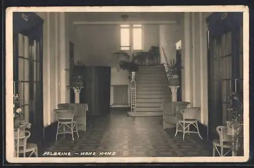 AK Erholungsheim Felbring /Hohe Wand, Innenansicht Foyer mit Treppe