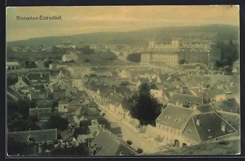 AK Kismarton-Eisenstadt, Ortsansicht mit Strasse aus der Vogelschau