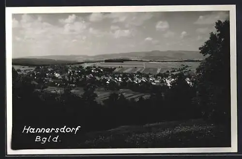 AK Hannersdorf /Burgenland, Gesamtansicht mit Umgebung aus der Vogelschau