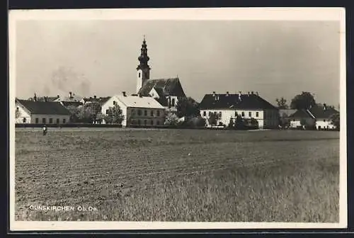 AK Gunskirchen /Ob. Oe., Ortsansicht vom Feld aus