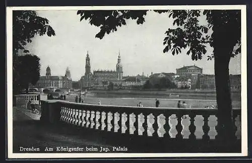 AK Dresden-Neustadt, Königsufer mit Jap. Palais