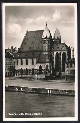 AK Alt-Frankfurt, Uferpartie an der Leonhardskirche