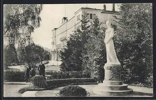 AK Salzburg, Kaiserin Elisabeth (Sissi) von Österreich-Denkmal mit Hotel de l'Europe