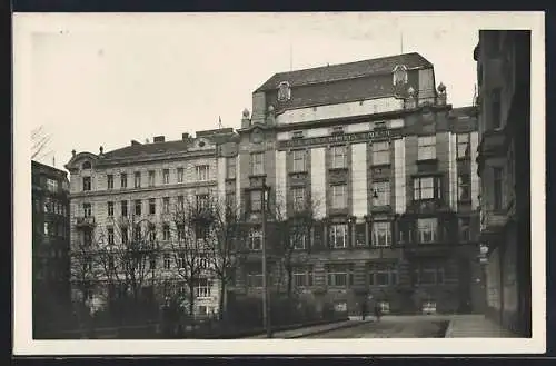 AK Wien, Neue Wiener Handels - Akademie